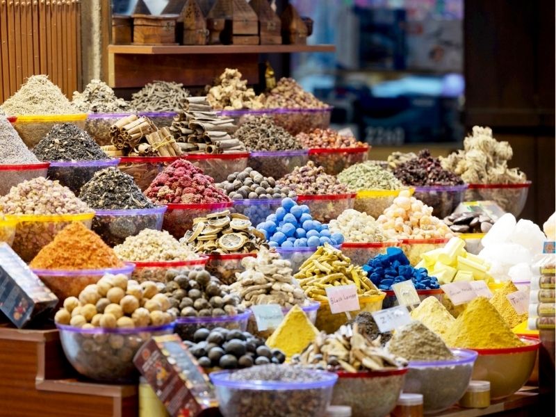 سوق ديرة القديم - دليل الديرة